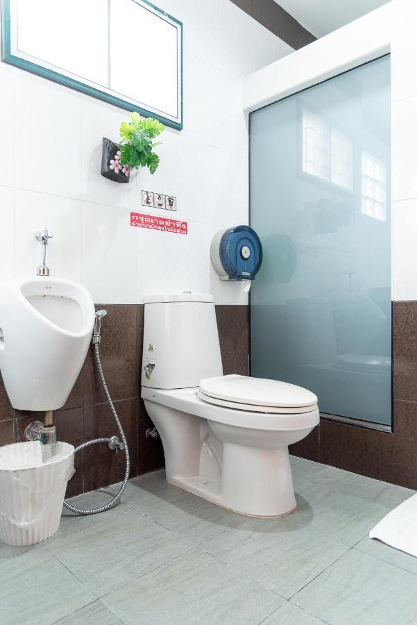 Pn Gold Resort Bang Saen Ngoại thất bức ảnh